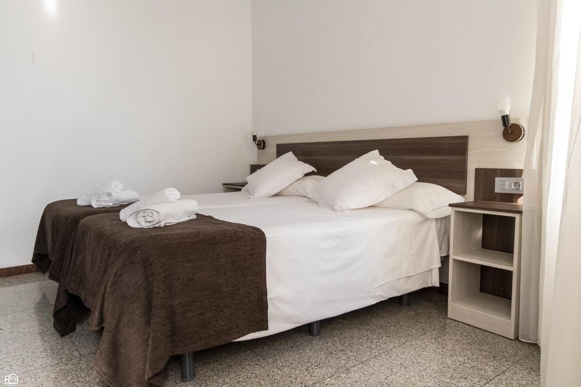 Meson Hostal La Cabana Медельин Экстерьер фото