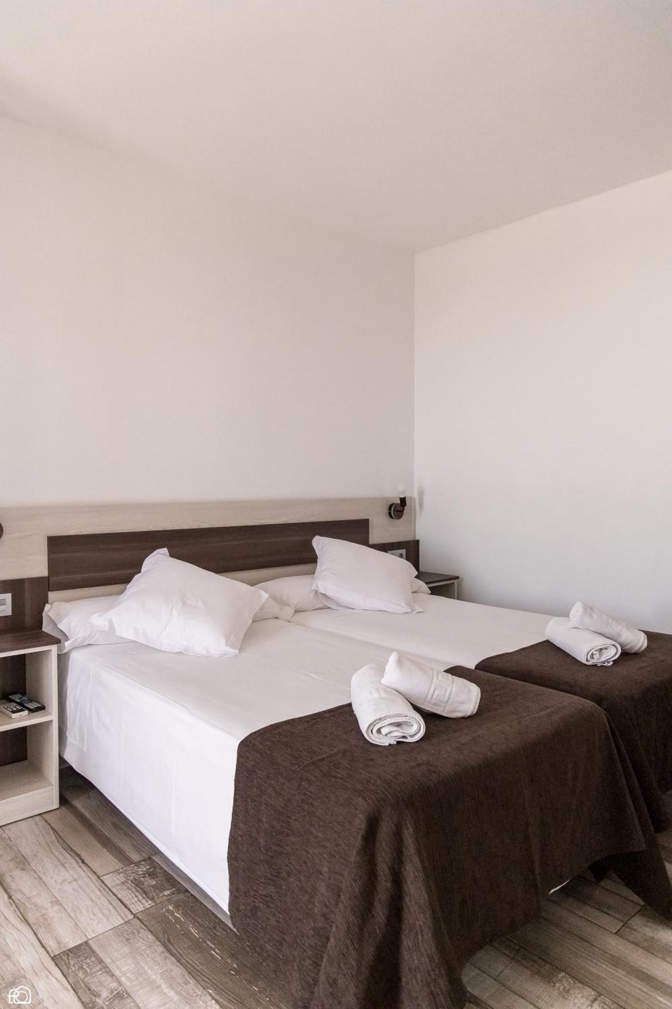 Meson Hostal La Cabana Медельин Экстерьер фото