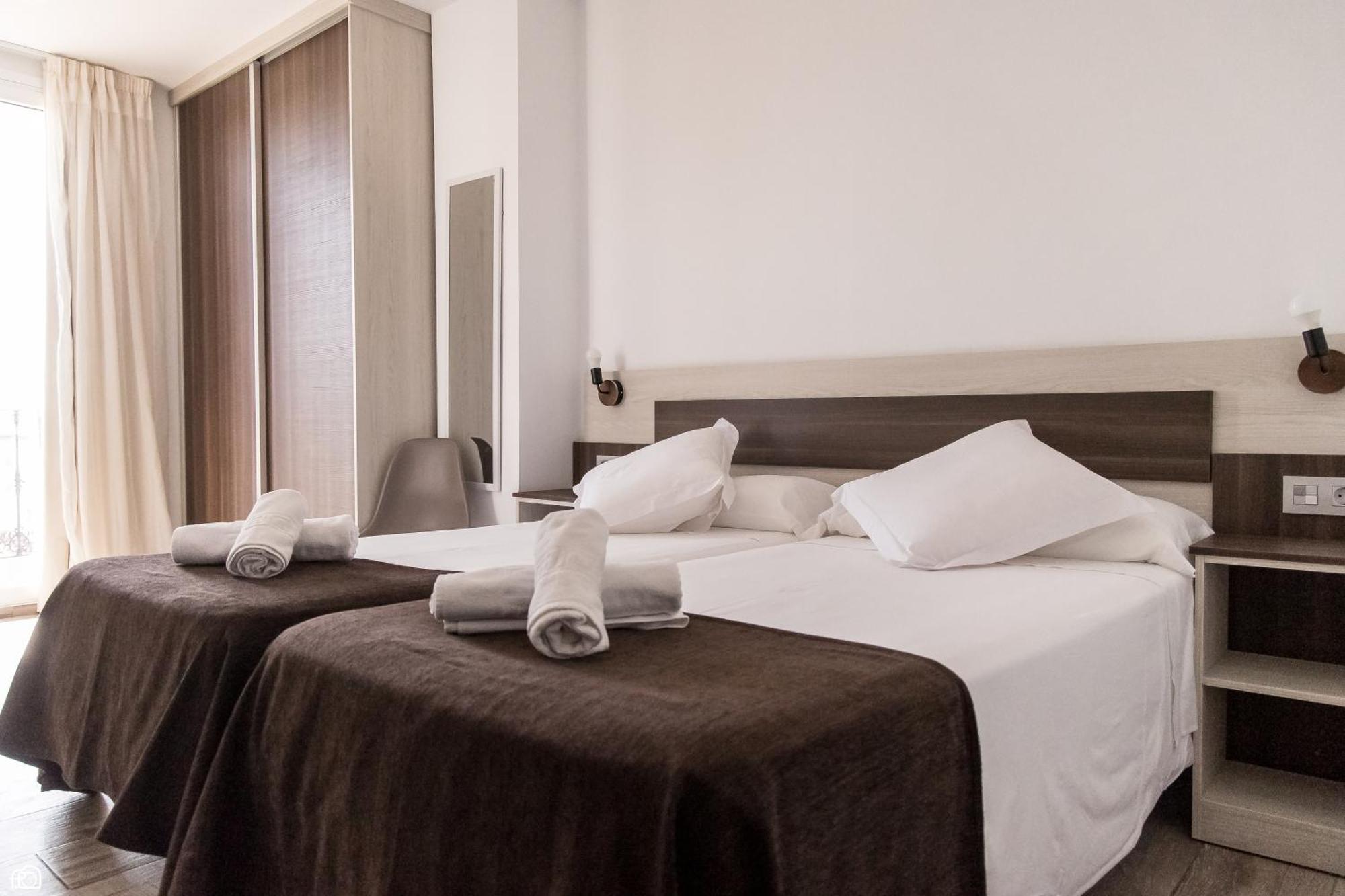 Meson Hostal La Cabana Медельин Экстерьер фото