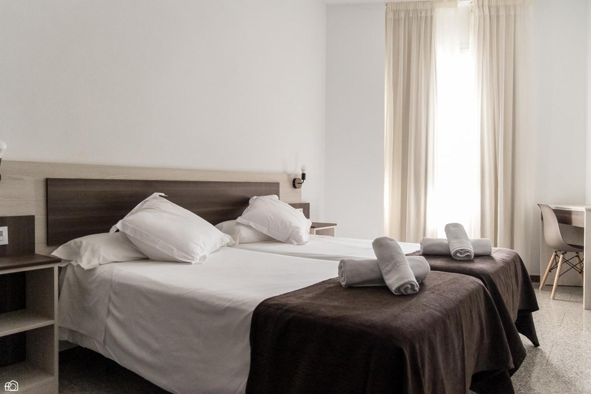Meson Hostal La Cabana Медельин Экстерьер фото