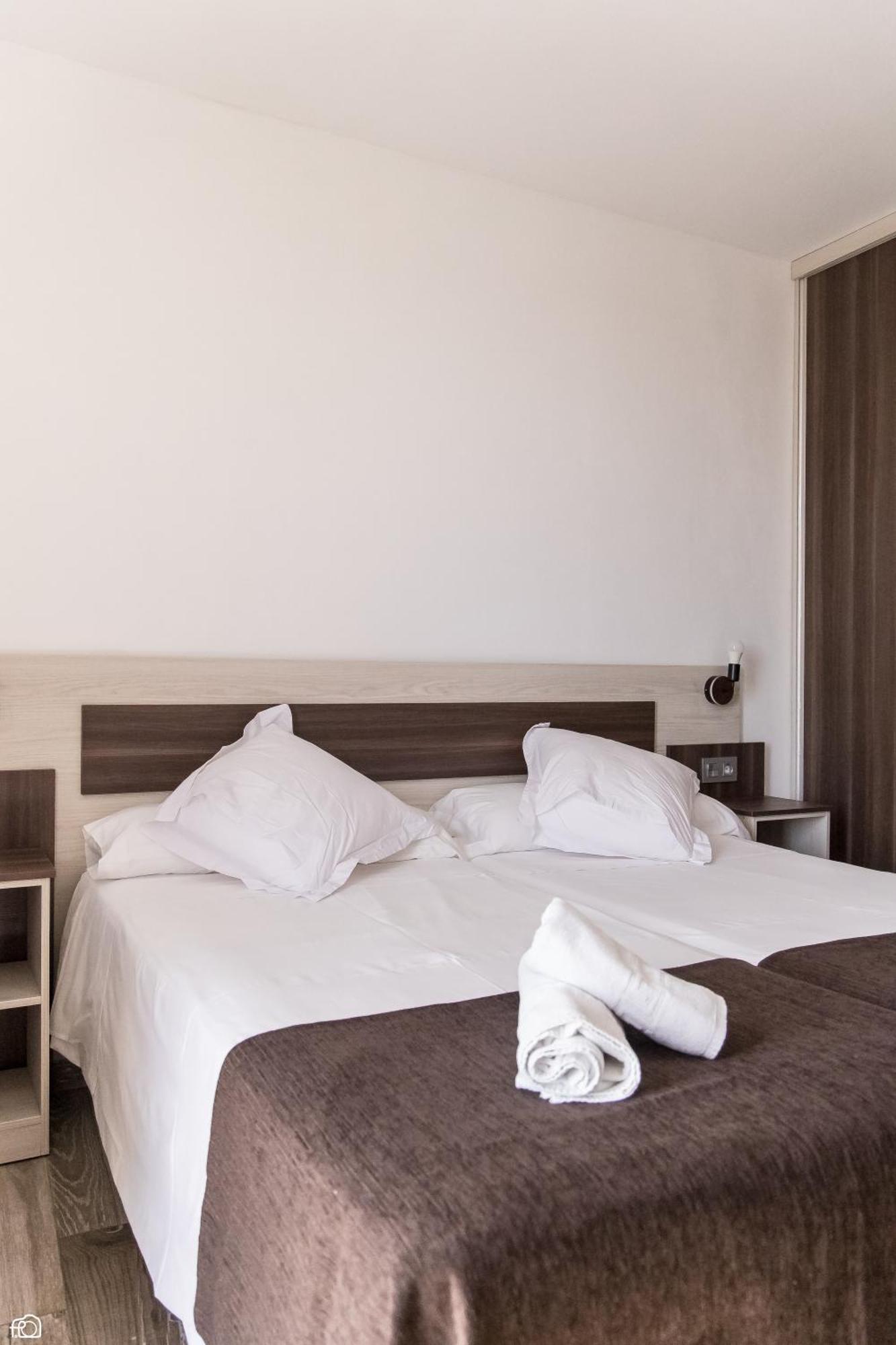 Meson Hostal La Cabana Медельин Экстерьер фото